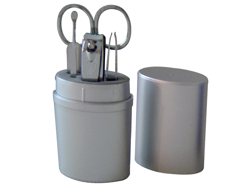 Kit Manicuri